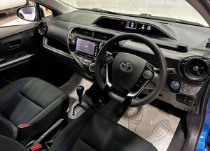 Хетчбэк Toyota Aqua 2018 года, 1250000 рублей, Красноярск