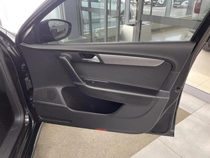 Универсал Volkswagen Passat 2011 года, 1245000 рублей, Красноярск