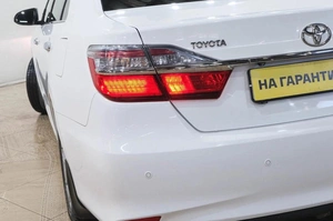 Седан Toyota Camry 2015 года, 1999000 рублей, Новокузнецк