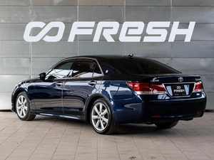 Седан Toyota Crown 2018 года, 2589000 рублей, Краснодар