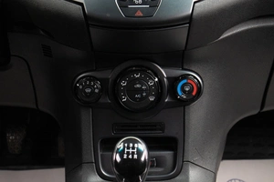 Седан Ford Fiesta 2015 года, 749000 рублей, Оренбург