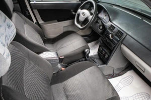 Седан ВАЗ (LADA) Priora 2011 года, 349000 рублей, Сургут
