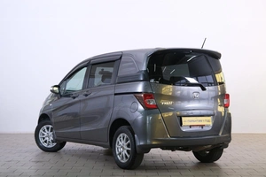 Минивэн Honda Freed 2011 года, 1249000 рублей, Омск