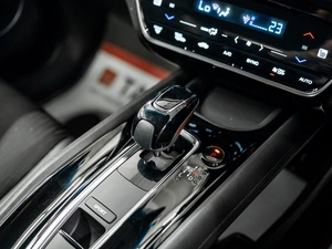 Внедорожник Honda Vezel 2019 года, 1800000 рублей, Красноярск