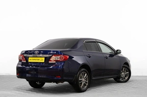 Седан Toyota Corolla 2011 года, 1249000 рублей, Барнаул