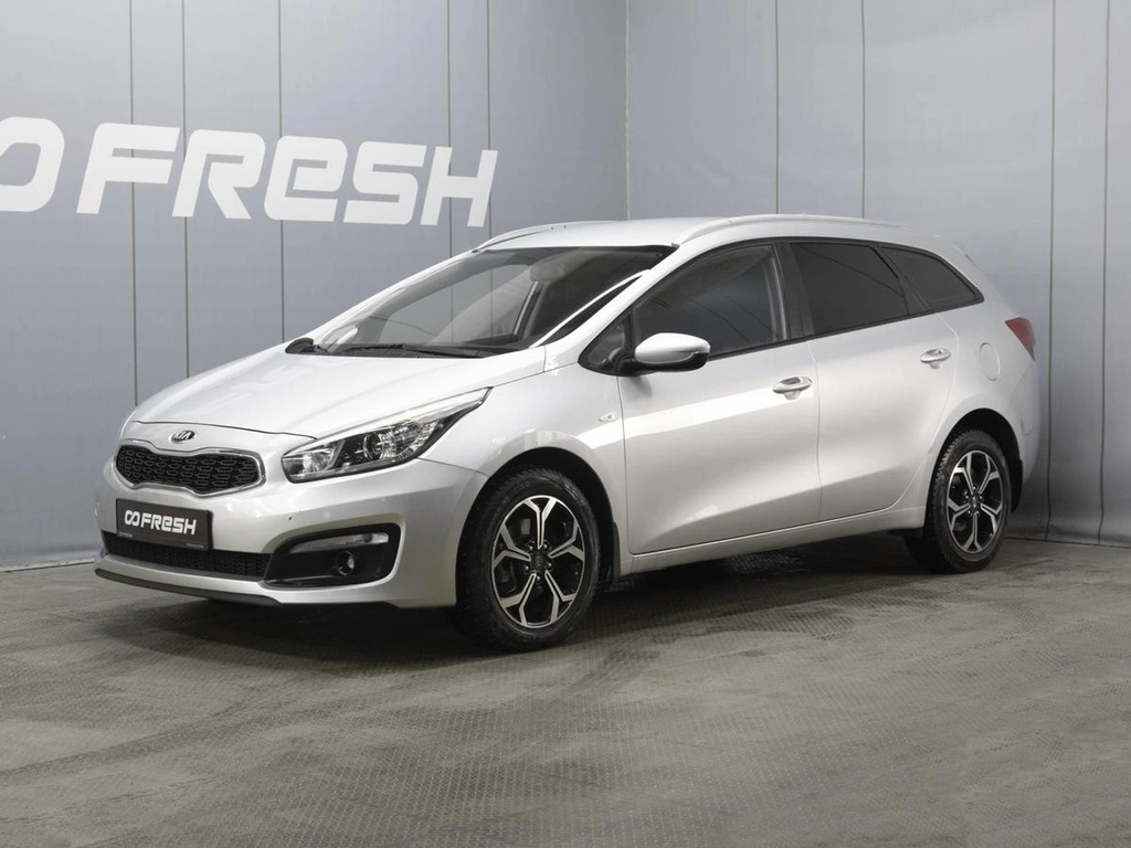 Универсал Kia Ceed 2018 года, 1220000 рублей, Омск