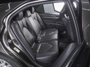 Седан Toyota Camry 2018 года, 2850000 рублей, Ростов-на-Дону