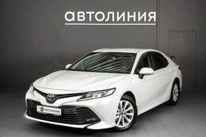 Седан Toyota Camry 2019 года, 2380000 рублей, Красноярск