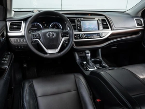 Внедорожник Toyota Highlander 2014 года, 2970000 рублей, Краснодар