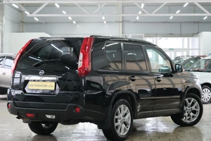 Внедорожник Nissan X-Trail 2012 года, 1319000 рублей, Омск