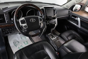 Внедорожник Toyota Land Cruiser 2014 года, 3849000 рублей, Красноярск