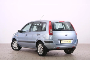 Хетчбэк Ford Fusion 2007 года, 489000 рублей, Омск