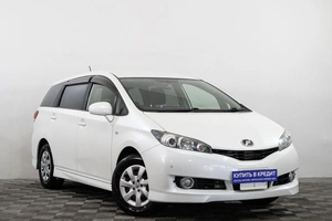 Минивэн Toyota Wish 2012 года, 1189000 рублей, Сургут