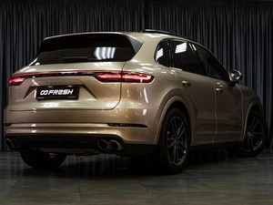 Внедорожник Porsche Cayenne S 2018 года, 7999000 рублей, Тюмень