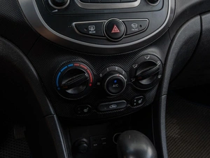 Хетчбэк Hyundai Solaris 2014 года, 800000 рублей, Краснодар