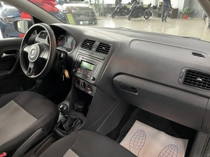 Седан Volkswagen Polo 2013 года, 687000 рублей, Солонцы