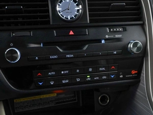 Внедорожник Lexus RX 2019 года, 4089444 рублей, Москва