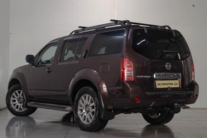 Внедорожник Nissan Pathfinder 2012 года, 1619000 рублей, Челябинск