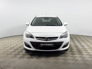 Хетчбэк Opel Astra 2013 года, 769900 рублей, Казань