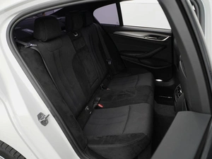 Седан BMW 5 серия 2018 года, 3175055 рублей, Москва