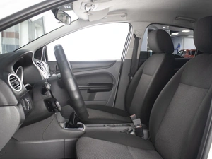 Седан Ford Focus 2010 года, 600000 рублей, Омск