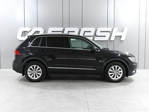 Внедорожник Volkswagen Tiguan 2017 года, 2349000 рублей, Аксай