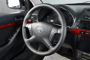 Седан Toyota Avensis 2006 года, 819000 рублей, Тюмень