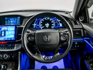 Седан Honda Accord 2013 года, 1649000 рублей, Красноярск