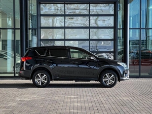 Внедорожник Toyota RAV4 2014 года, 1810000 рублей, Уфа