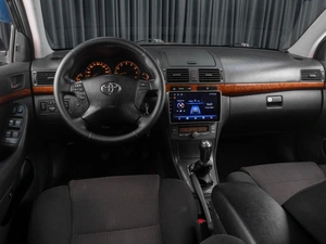 Седан Toyota Avensis 2006 года, 799000 рублей, Тюмень