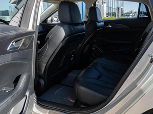 Седан Hongqi H5 2022 года, 2030000 рублей, Краснодар