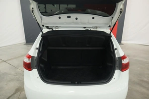 Хэтчбек Kia Rio 2014 года, 1250000 рублей, Курск