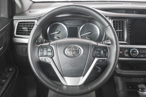 Внедорожник Toyota Highlander 2013 года, 2609000 рублей, Кемерово