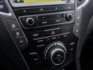 Внедорожник Hyundai Grand Santa Fe 2016 года, 2640000 рублей, Краснодар