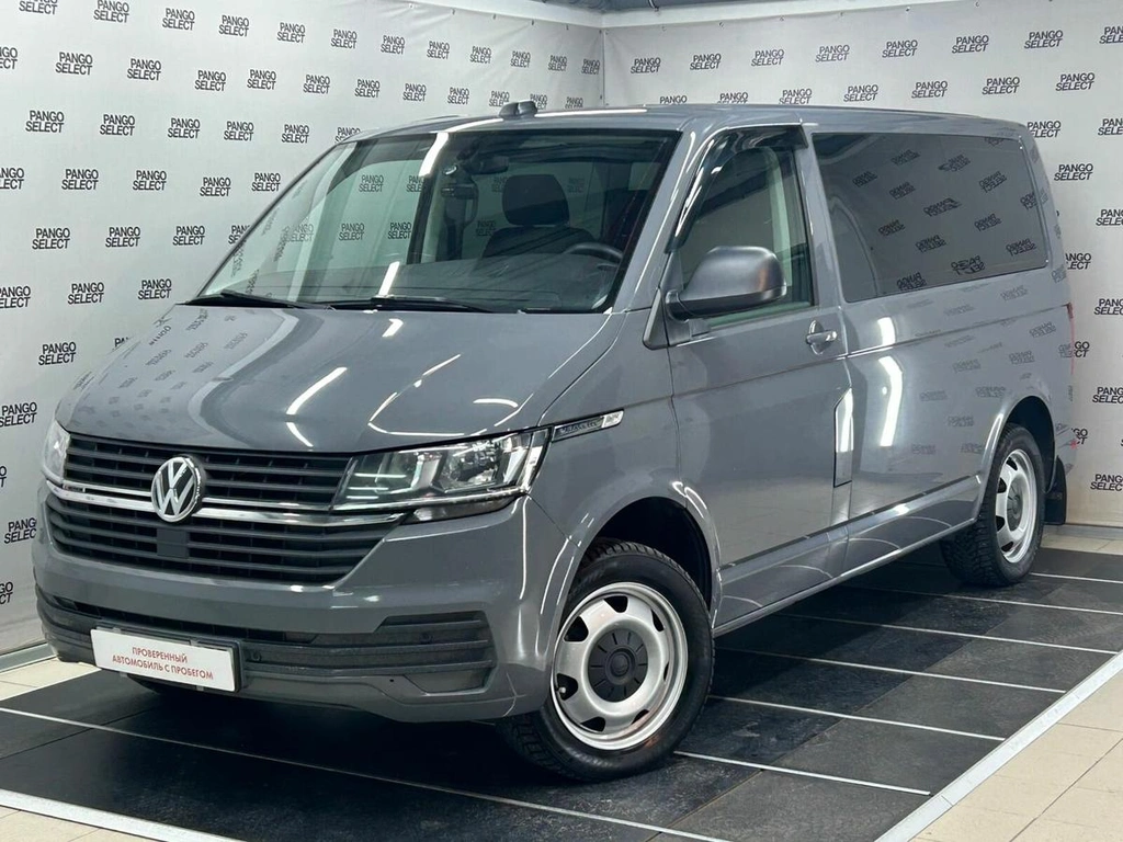 Минивэн Volkswagen Caravelle 2020 года, 3996400 рублей, Красноярск