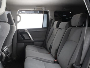 Внедорожник Toyota Land Cruiser Prado 2012 года, 2750000 рублей, Омск