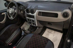 Седан Renault Logan 2011 года, 489000 рублей, Челябинск