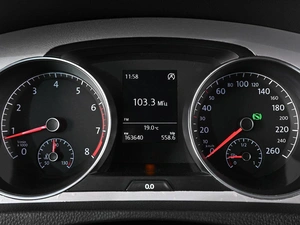 Хетчбэк Volkswagen Golf 2015 года, 1409000 рублей, Аксай