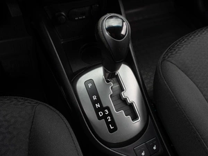 Седан Kia Rio 2013 года, 849000 рублей, Саратов