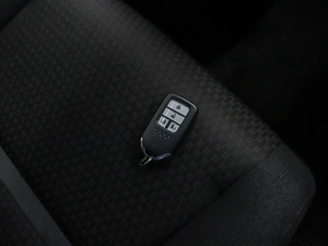 Минивэн Honda Stepwgn 2021 года, 2750000 рублей, Красноярск