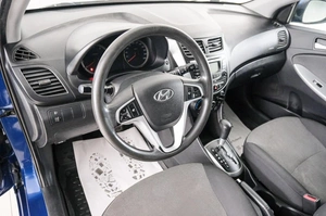 Хетчбэк Hyundai Solaris 2012 года, 799000 рублей, Красноярск