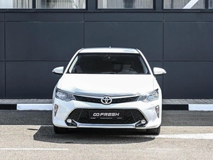 Седан Toyota Camry 2017 года, 2574000 рублей, Кирилловка