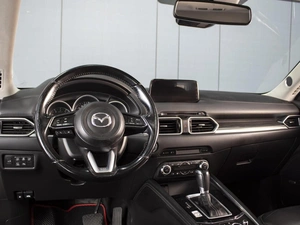 Внедорожник Mazda CX-5 2018 года, 2700000 рублей, Омск