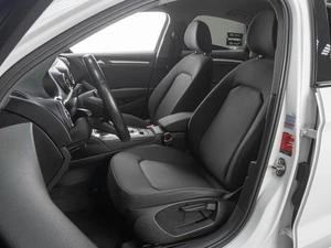 Седан Audi A3 2017 года, 2099000 рублей, Тюмень
