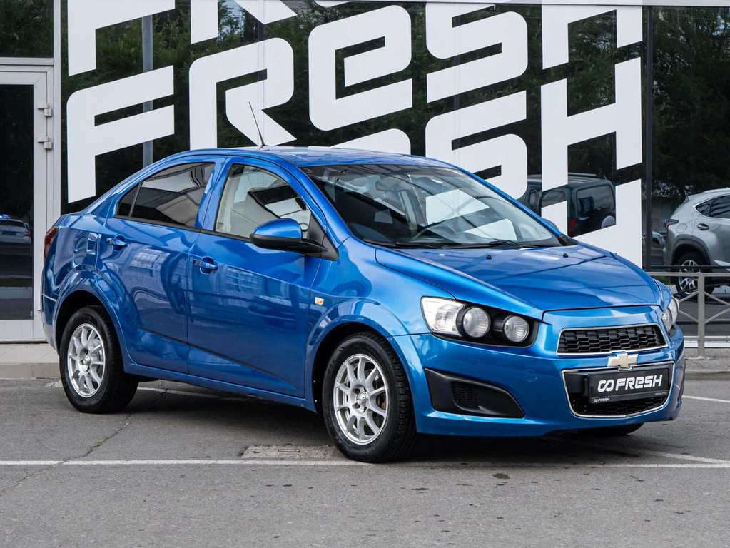 Седан Chevrolet Aveo 2012 года, 600000 рублей, Волгоград