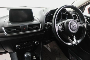 Хетчбэк Mazda Axela 2017 года, 1549000 рублей, Новокузнецк
