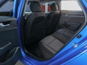 Седан Hyundai Solaris 2019 года, 1299000 рублей, Сургут