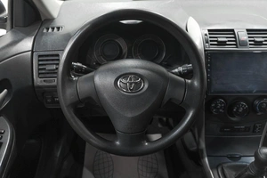 Седан Toyota Corolla 2008 года, 899000 рублей, Новокузнецк