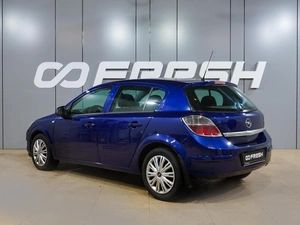 Хетчбэк Opel Astra 2011 года, 434000 рублей, Воронеж