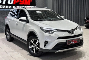 Внедорожник Toyota RAV4 2018 года, 2657000 рублей, Красноярск